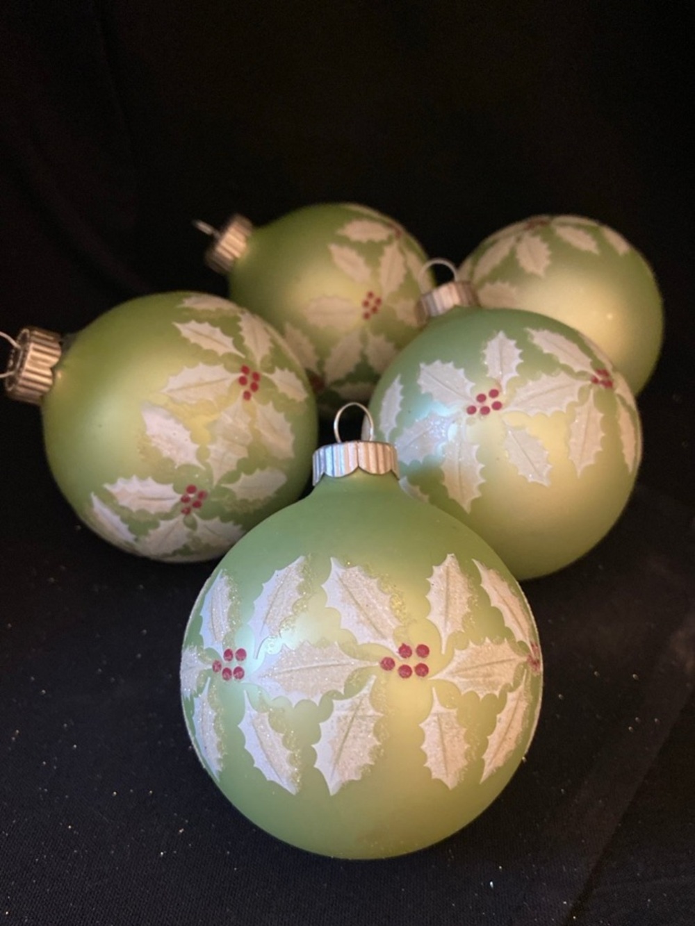 2007 Lime Green Martha Stewart Everyday Glass Christmas Balls Ornaments Holly